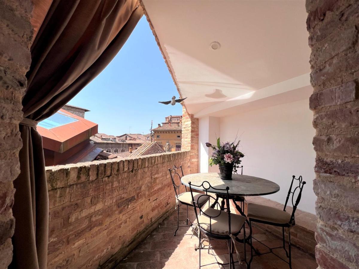 Il Terrazzo Di Tolomei Siena Exterior foto